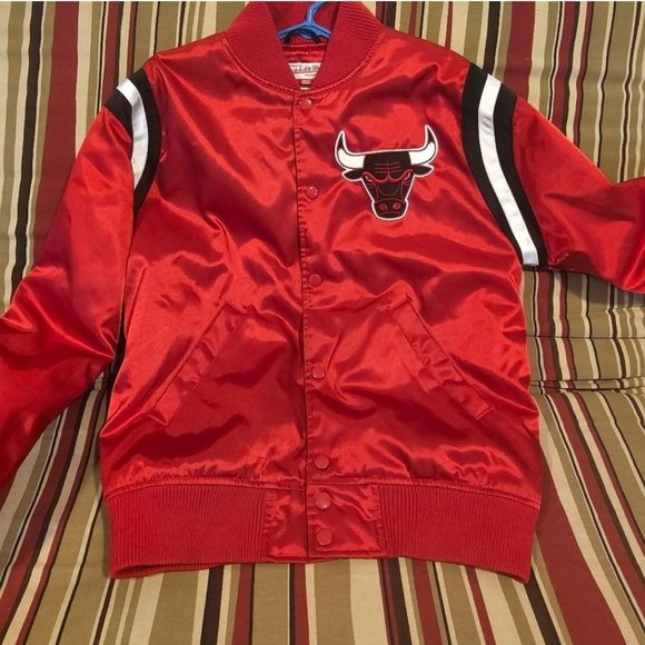 Bulls Mitchell Ness Stadium Jacket - Picture 6 of 6
